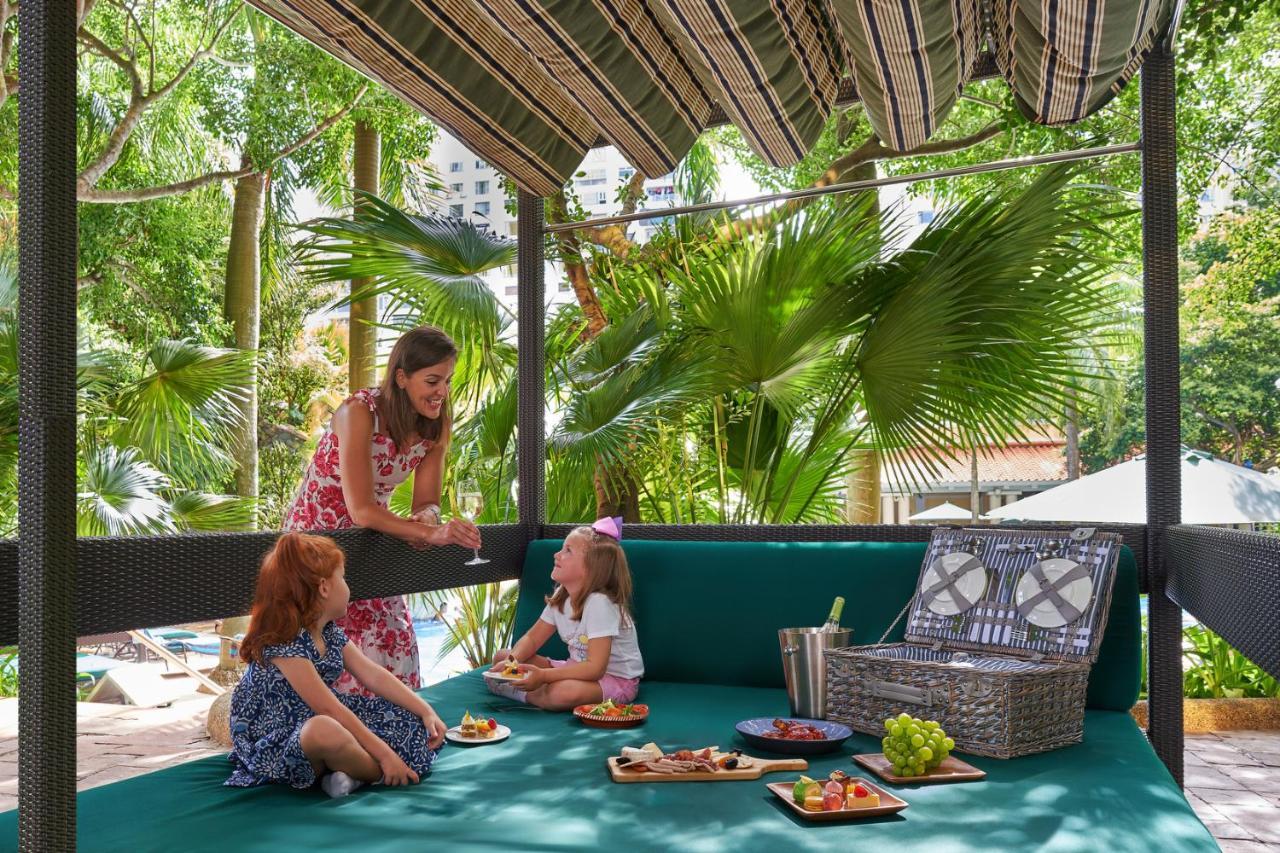 Hotel Artyzen Grand Lapa Macao Exteriér fotografie Family picnic