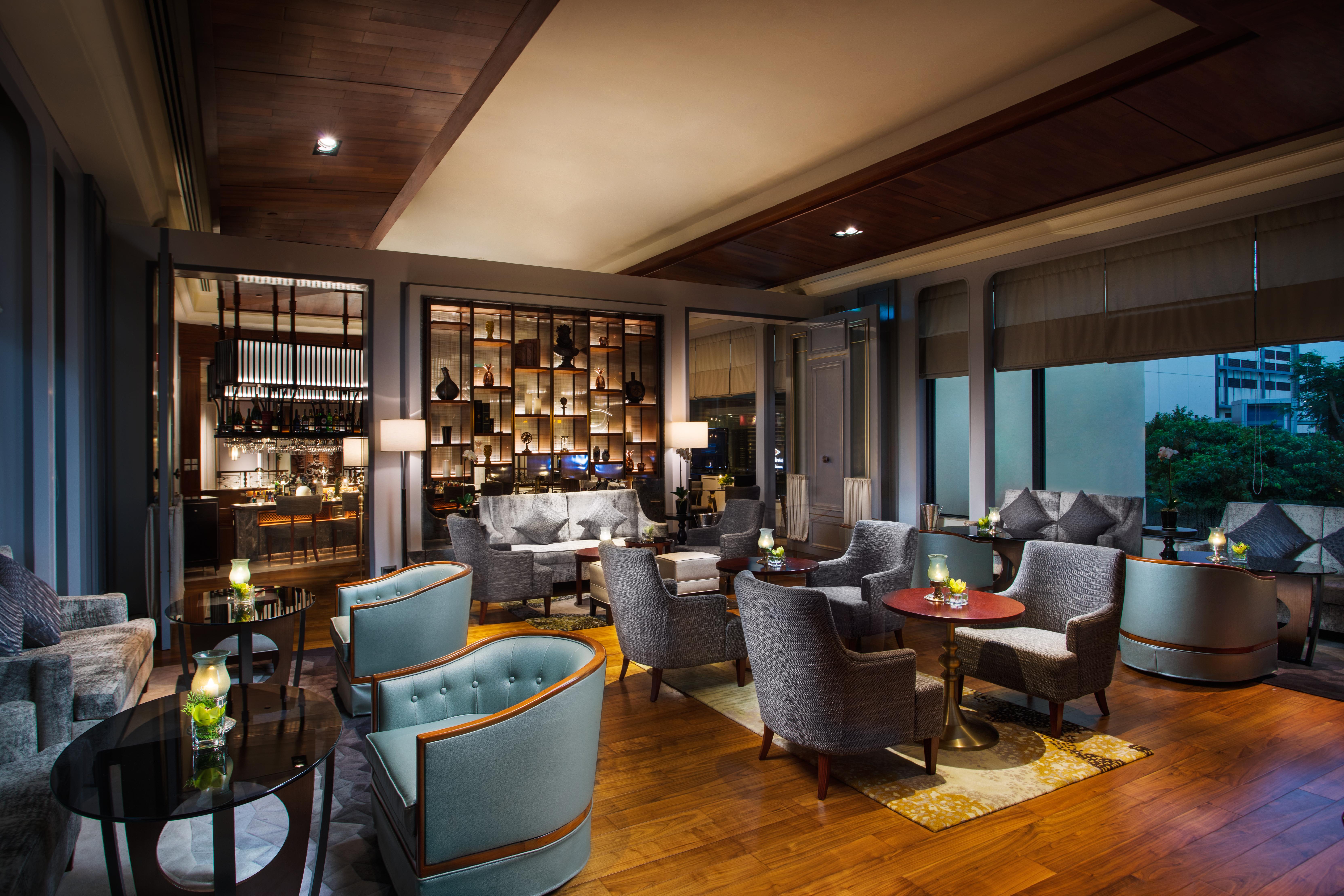 Hotel Artyzen Grand Lapa Macao Exteriér fotografie The Club Lounge at the Royal Plaza Hotel