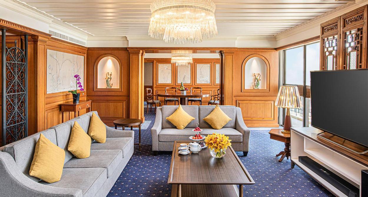 Hotel Artyzen Grand Lapa Macao Exteriér fotografie The interior of a suite on board Queen Mary 2