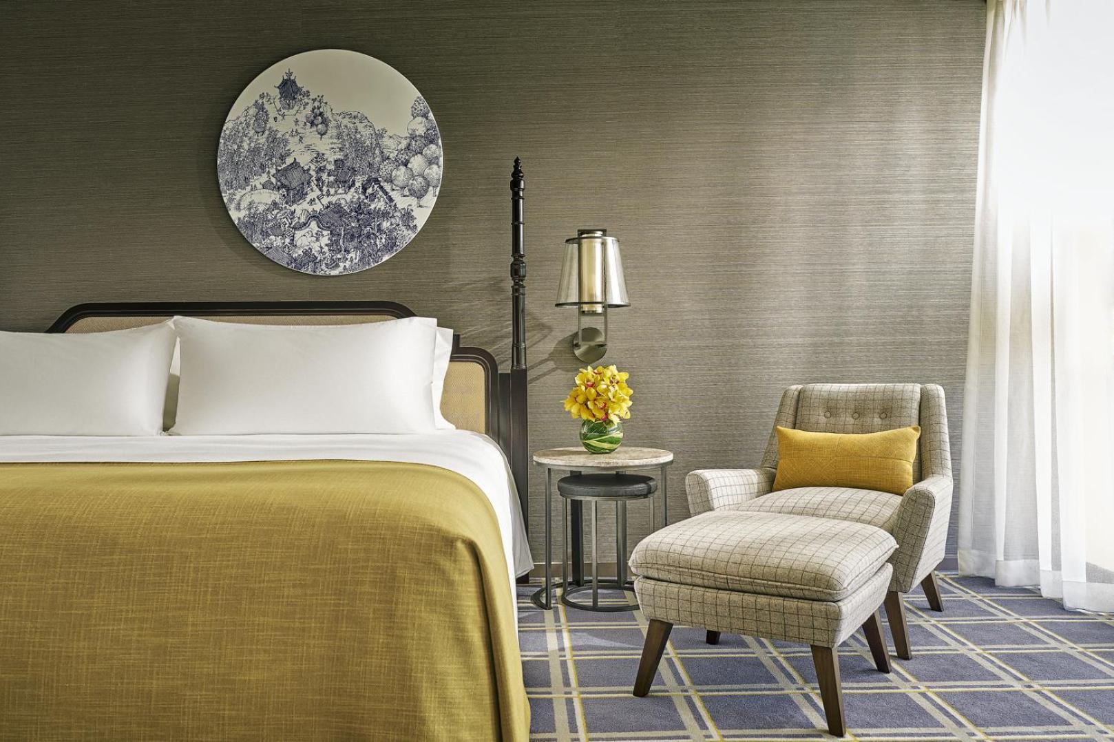 Hotel Artyzen Grand Lapa Macao Exteriér fotografie A guest room at The St. Regis Mumbai