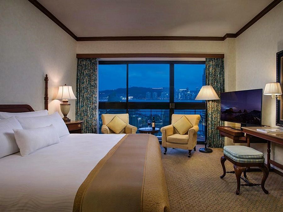 Hotel Artyzen Grand Lapa Macao Exteriér fotografie A guest room at the Four Seasons Hotel